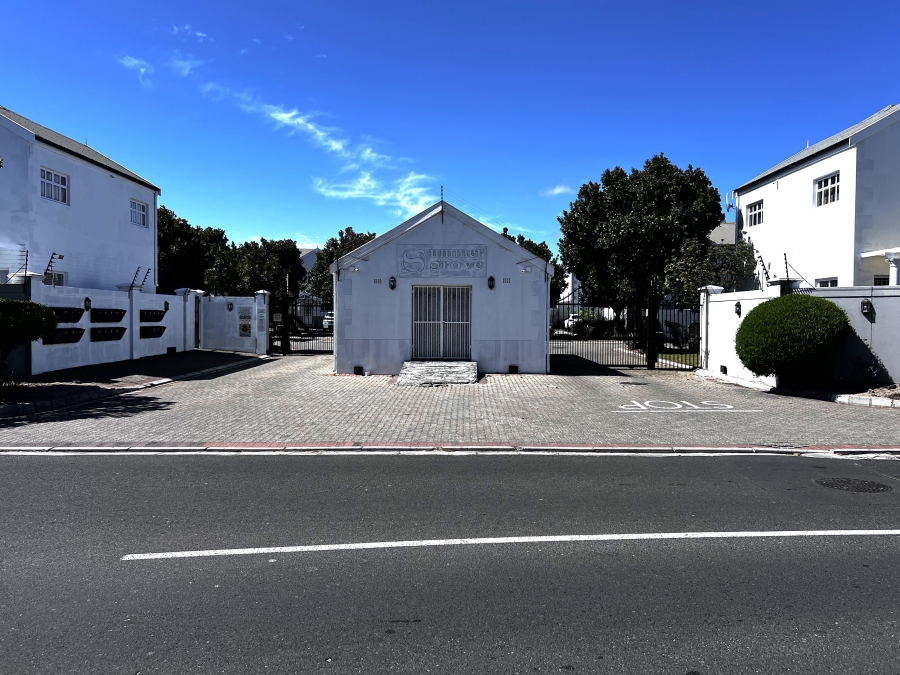 To Let 3 Bedroom Property for Rent in Parklands Western Cape